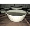 Image 3 : 4 Pyrex Dishes With Two Casseroles, Divided Dish, And Loaf Pan Assorted Patterns