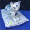 Image 2 : Italian Blue and White Ceramic Cat on Pillow Lidded Box Marked Italy P629
