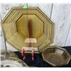 Image 2 : Amber Glass Dinnerware Set with Gold Trim, Includes Plates and Octagonal Bowls