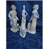 Image 1 : 4 Spanish Porcelain Figurines, D'Art and Tengra, Woman, Hunter, Lady, Seated Figure