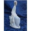 Image 8 : 4 Spanish Porcelain Figurines, D'Art and Tengra, Woman, Hunter, Lady, Seated Figure