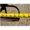 Image 10 : VINTAGE HIAWATHA WOODEN AND METAL SNOW SLED WITH A STEERING CROSSBAR