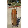 Image 5 : VINTAGE HIAWATHA WOODEN AND METAL SNOW SLED WITH A STEERING CROSSBAR