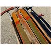 Image 8 : VINTAGE HIAWATHA WOODEN AND METAL SNOW SLED WITH A STEERING CROSSBAR