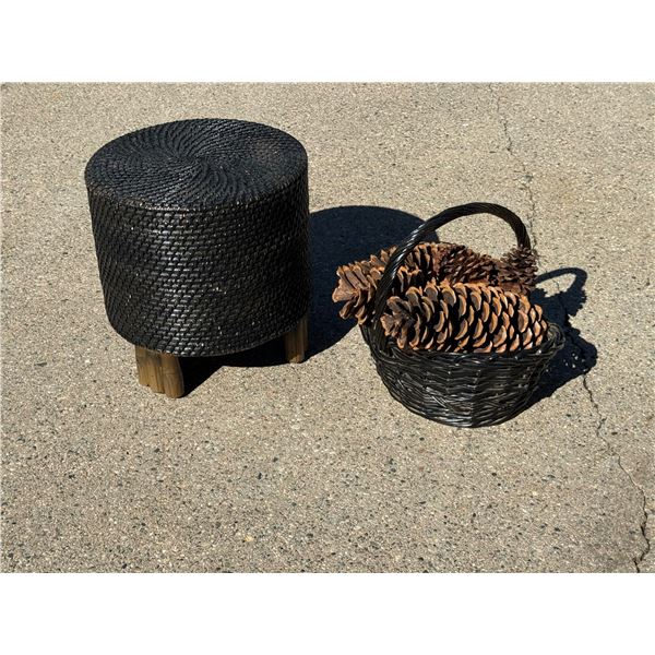 BLACK WOVEN ROUND OTTOMAN/FOOTSTOOL