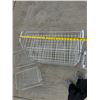 Image 7 : OPEN-WIRE GRID SHELVES