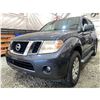 Image 2 : PARKSVILLE - 2010 NISSAN PATHFINDER BLUE 232474 KMS - 612101-3