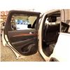 Image 46 : PARKSVILLE - 2012 JEEP GR CHEROKEE WHITE 198190 KMS - 218139-3