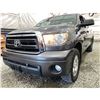 Image 2 : PARKSVILLE - 2013 TOYOTA TUNDRA GREY 284821 KMS - 042634-3