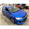 Image 10 : PARKSVILLE - 2017 CHEVROLET SONIC BLUE 100696 KMS - 159511-3
