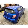 Image 16 : PARKSVILLE - 2017 CHEVROLET SONIC BLUE 100696 KMS - 159511-3
