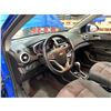 Image 50 : PARKSVILLE - 2017 CHEVROLET SONIC BLUE 100696 KMS - 159511-3