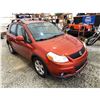 Image 9 : PARKSVILLE - 2010 SUZUKI SX4 ORANGE  129491 KMS - 300182-3