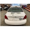 Image 19 : PARKSVILLE - 2000 FORD TAURUS WHITE 261281 KMS - B132351