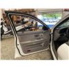 Image 49 : PARKSVILLE - 2000 FORD TAURUS WHITE 261281 KMS - B132351