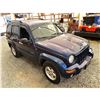 Image 5 : PARKSVILLE - 2004 JEEP LIBERTY BLUE 259270 KMS - 309616-3