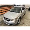 Image 2 : PARKSVILLE - 2009 DODGE JOURNEY SILVER 188843 KMS - 165044-4
