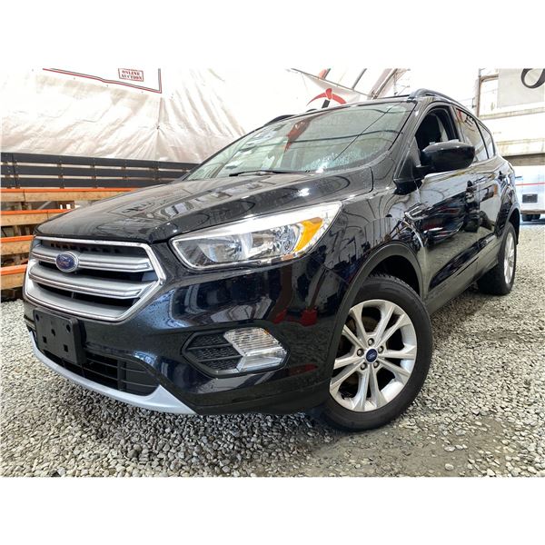 PARKSVILLE - 2017 FORD ESCAPE BLACK 191463 KMS - E80754-3