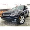 Image 1 : PARKSVILLE - 2015 VOLKSWAGEN TIGUAN BLACK  179858 KMS - 542860-1