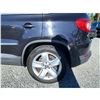 Image 24 : PARKSVILLE - 2010 VOLKSWAGEN TIGUAN BLACK 229826 KMS - 511852-3