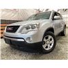 Image 1 : PARKSVILLE - 2012 GMC ACADIA SILVER 171324 KMS - 355782-2