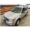 Image 4 : PARKSVILLE - 2008 FORD ESCAPE SILVER 202971 KMS - A31928-2