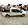 Image 13 : PARKSVILLE - 2006 NISSAN TITAN WHITE 199768 KMS - 525732-3