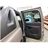 Image 14 : PARKSVILLE - 2004 CHEVROLET AVALANCHE GREY 219212 KMS - 311975-3