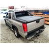 Image 35 : PARKSVILLE - 2004 CHEVROLET AVALANCHE GREY 219212 KMS - 311975-3