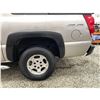 Image 36 : PARKSVILLE - 2004 CHEVROLET AVALANCHE GREY 219212 KMS - 311975-3