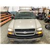 Image 5 : PARKSVILLE - 2004 CHEVROLET AVALANCHE GREY 219212 KMS - 311975-3