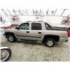 Image 9 : PARKSVILLE - 2004 CHEVROLET AVALANCHE GREY 219212 KMS - 311975-3
