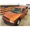 Image 4 : PARKSVILLE - 2000 DODGE DAKOTA ORANGE  231516 KMS - 662680-2