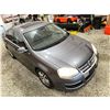 Image 10 : PARKSVILLE - 2006 VOLKSWAGEN JETTA GREY 261081 KMS - 617867-4