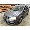 Image 3 : PARKSVILLE - 2006 VOLKSWAGEN JETTA GREY 261081 KMS - 617867-4