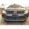 Image 5 : PARKSVILLE - 2016 VOLKSWAGEN TOUAREG GREY 228153 KMS - 011304-3