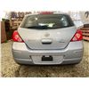 Image 17 : PARKSVILLE - 2011 NISSAN VERSA BLUE 174360 KMS - 450947-2