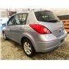 Image 20 : PARKSVILLE - 2011 NISSAN VERSA BLUE 174360 KMS - 450947-2