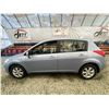 Image 23 : PARKSVILLE - 2011 NISSAN VERSA BLUE 174360 KMS - 450947-2