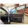 Image 37 : PARKSVILLE - 2011 NISSAN VERSA BLUE 174360 KMS - 450947-2