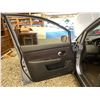 Image 49 : PARKSVILLE - 2011 NISSAN VERSA BLUE 174360 KMS - 450947-2
