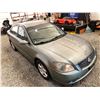 Image 10 : PARKSVILLE - 2005 NISSAN ALTIMA GREEN 278429 KMS - 282254-2