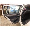 Image 46 : PARKSVILLE - 2017 VOLKSWAGEN GOLF SPORTWAGEN WHITE 164752 KMS - 523165-3