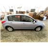 Image 12 : PARKSVILLE - 2011 NISSAN VERSA BLUE 174360 KMS - 450947-2