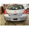 Image 17 : PARKSVILLE - 2011 NISSAN VERSA BLUE 174360 KMS - 450947-2