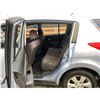 Image 45 : PARKSVILLE - 2011 NISSAN VERSA BLUE 174360 KMS - 450947-2