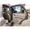 Image 41 : PARKSVILLE - 2008 FORD ESCAPE GREY 252904 KMS - 090004-1