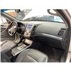 Image 38 : PARKSVILLE - 2010 HYUNDAI VERACRUZ SILVER 232123 KMS - 120357-3