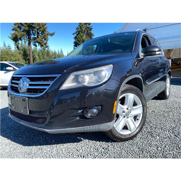 PARKSVILLE - 2010 VOLKSWAGEN TIGUAN BLACK 229826 KMS - 511852-3