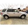 Image 11 : PARKSVILLE - 2008 FORD ESCAPE SILVER 202971 KMS - A31928-2
